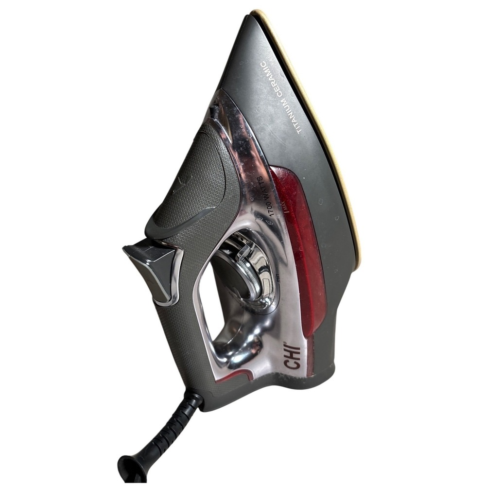 CHI Steam Iron Titanium Infused Ceramic Soleplate 1700 Watts 13101 Tested works
